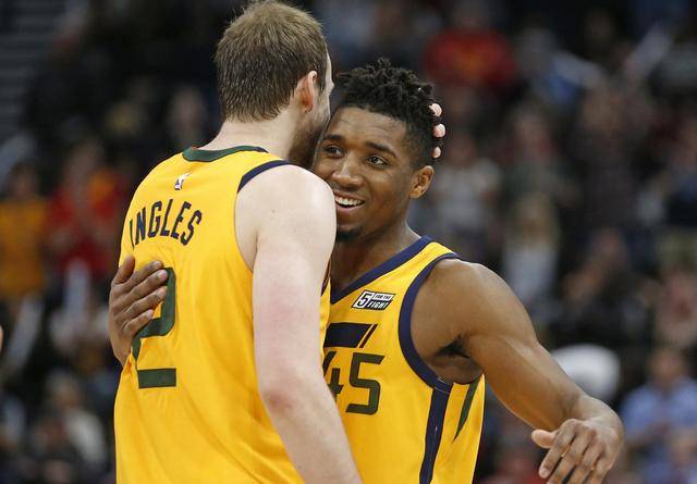 借助互联网 借助互联网