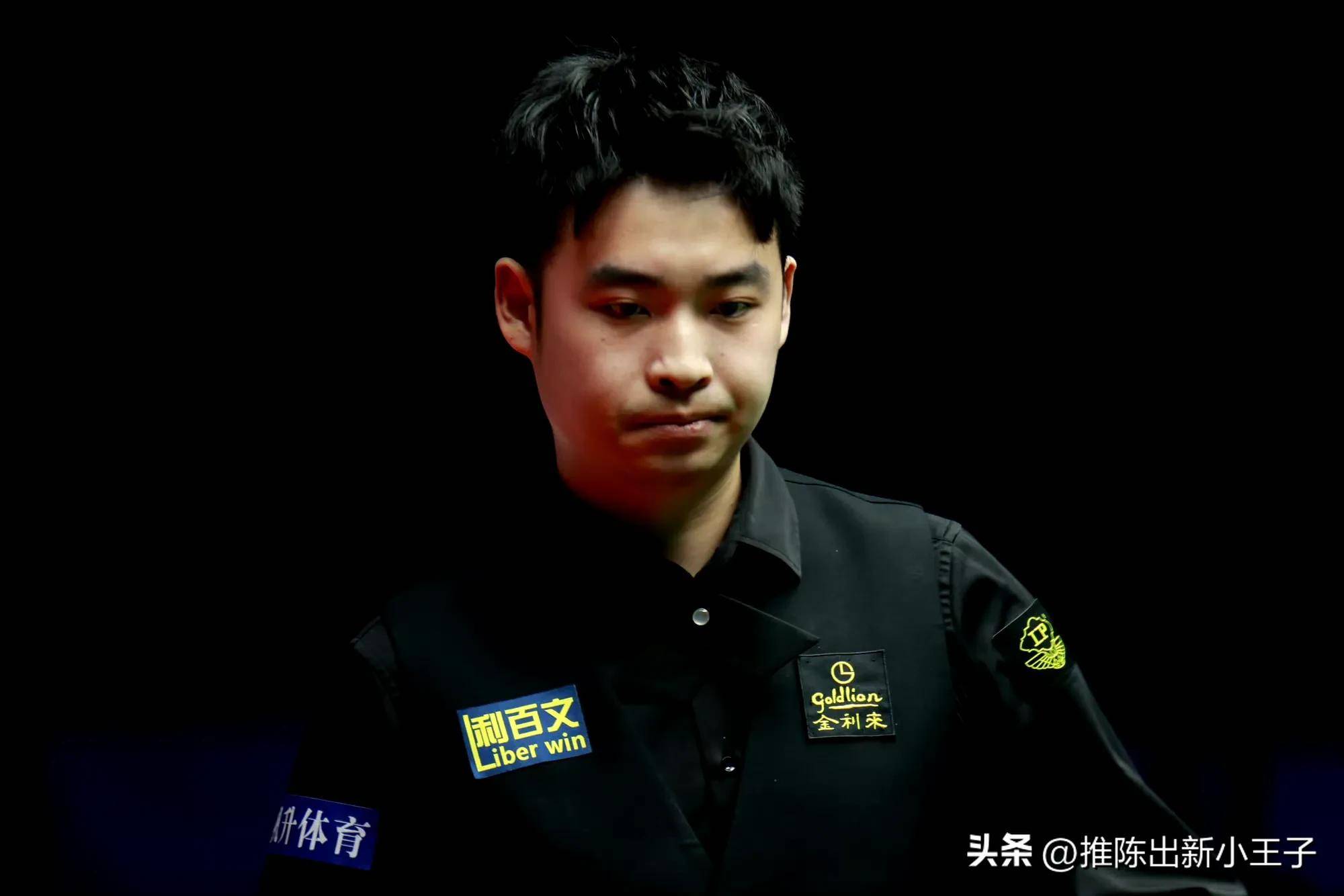 力和坚持捍 力和坚持捍