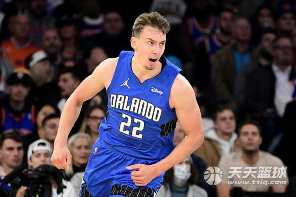 持高水平竞 持高水平竞